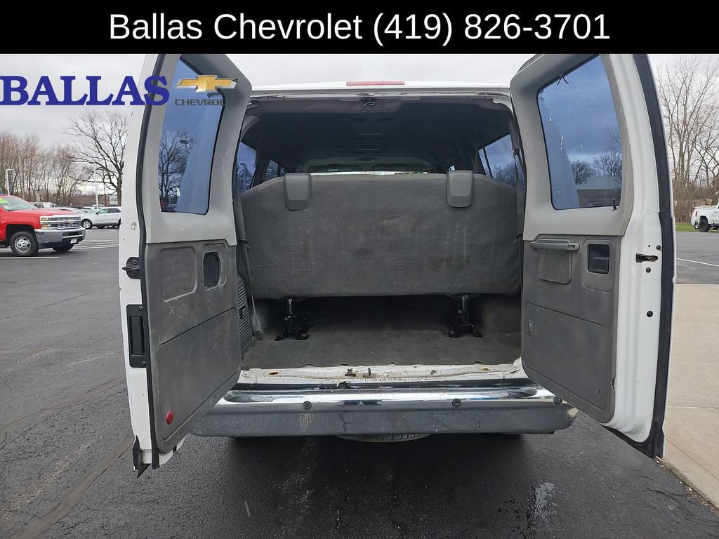 Used 2011 Ford E-350 and Econoline 350 XLT RWD image 24