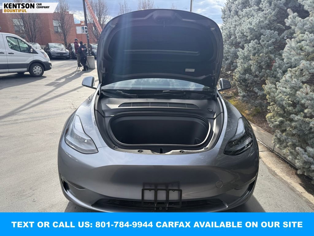 Used 2025 Tesla Model Y Long Range image 36