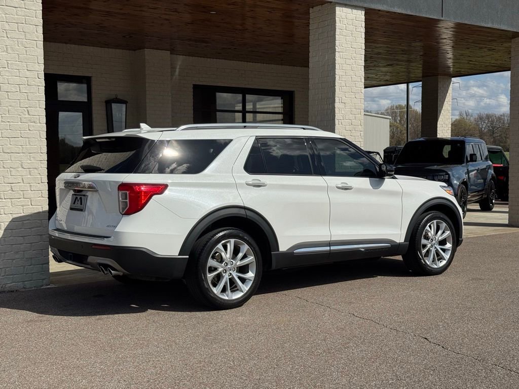 Used 2022 Ford Explorer Platinum w/ Equipment Group 601A image 12