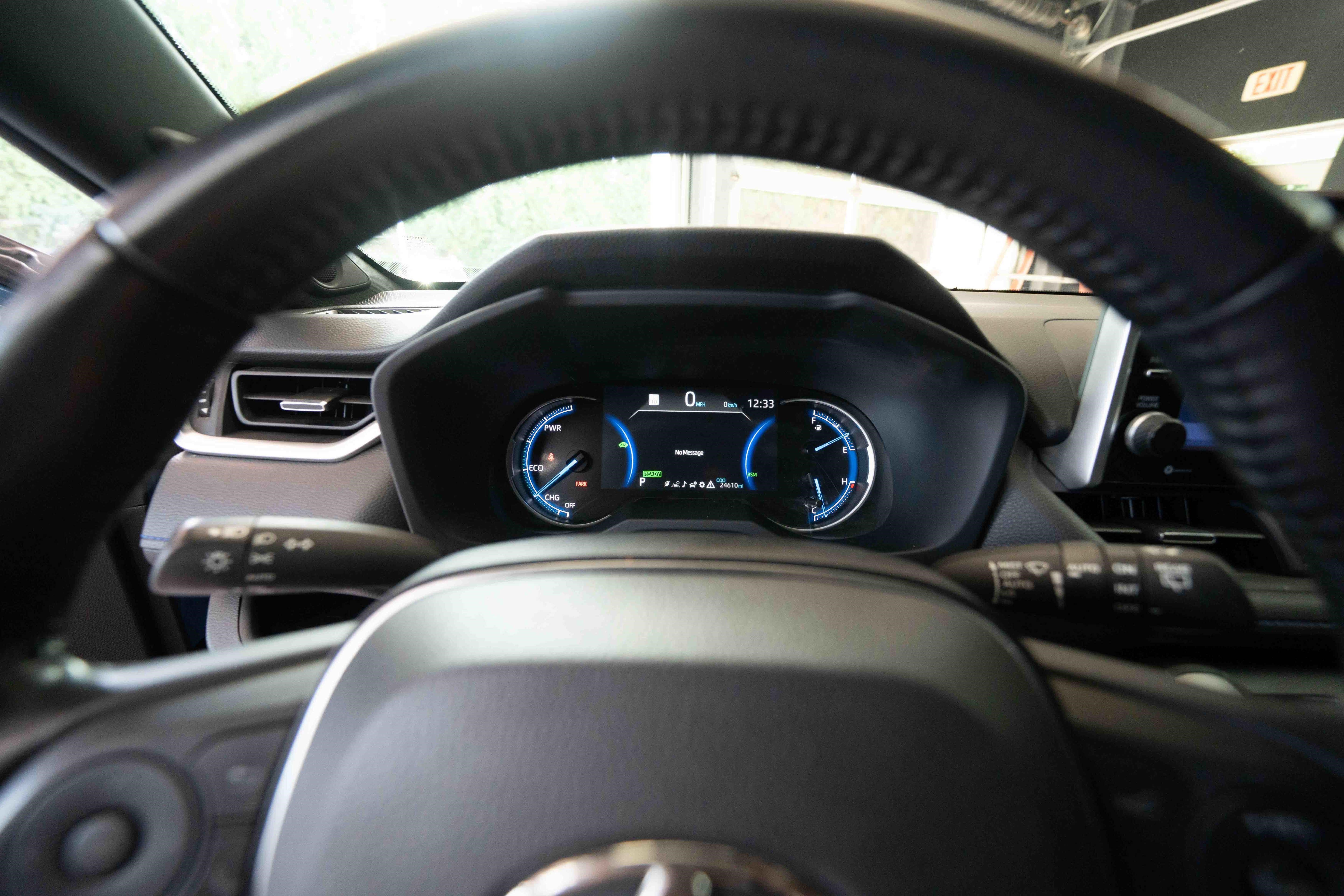 Used 2022 Toyota RAV4 XSE AWD/4WD image 15