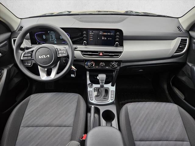 Used 2026 Kia Seltos LX FWD image 16