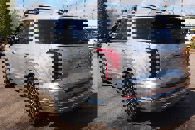 Used 2023 Hyundai Palisade Calligraphy image 5