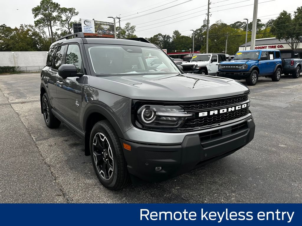 New 2025 Ford Bronco Sport Outer Banks w/ Outer Banks Tech Package+ AWD/4WD image 9
