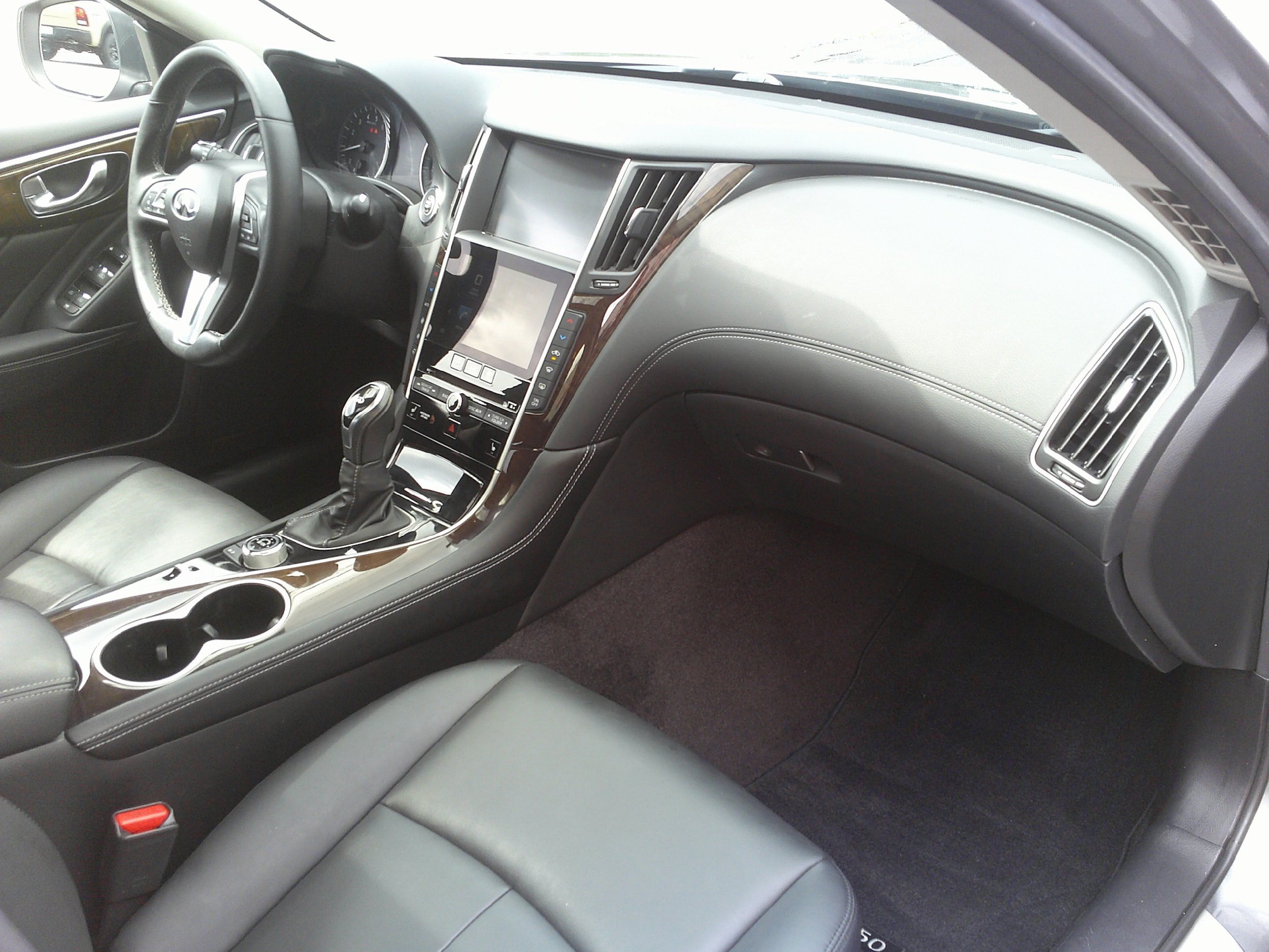 Used 2019 INFINITI Q50 Luxe w/ Essential Package (3.0T Luxe) AWD/4WD image 27