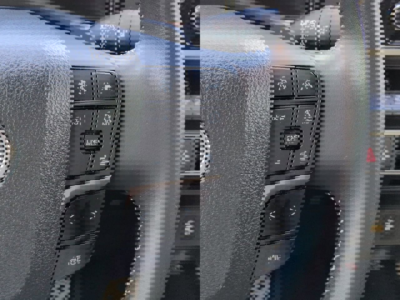 Used 2025 Toyota Camry SE FWD image 22