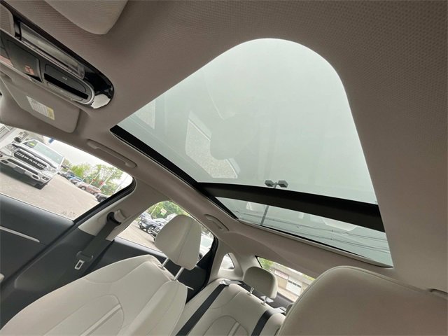 Certified 2023 Hyundai Sonata SEL w/ Convenience Package image 18