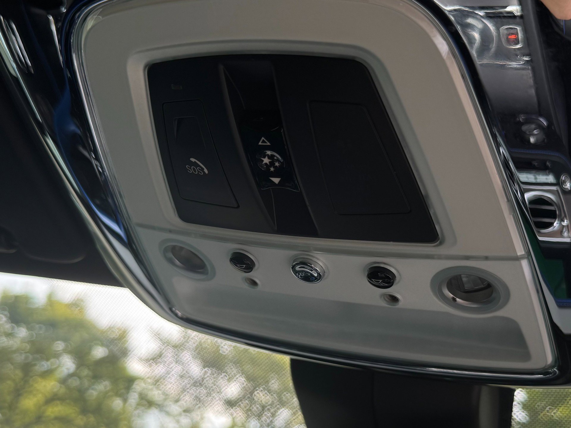Used 2016 Rolls-Royce Wraith RWD image 55