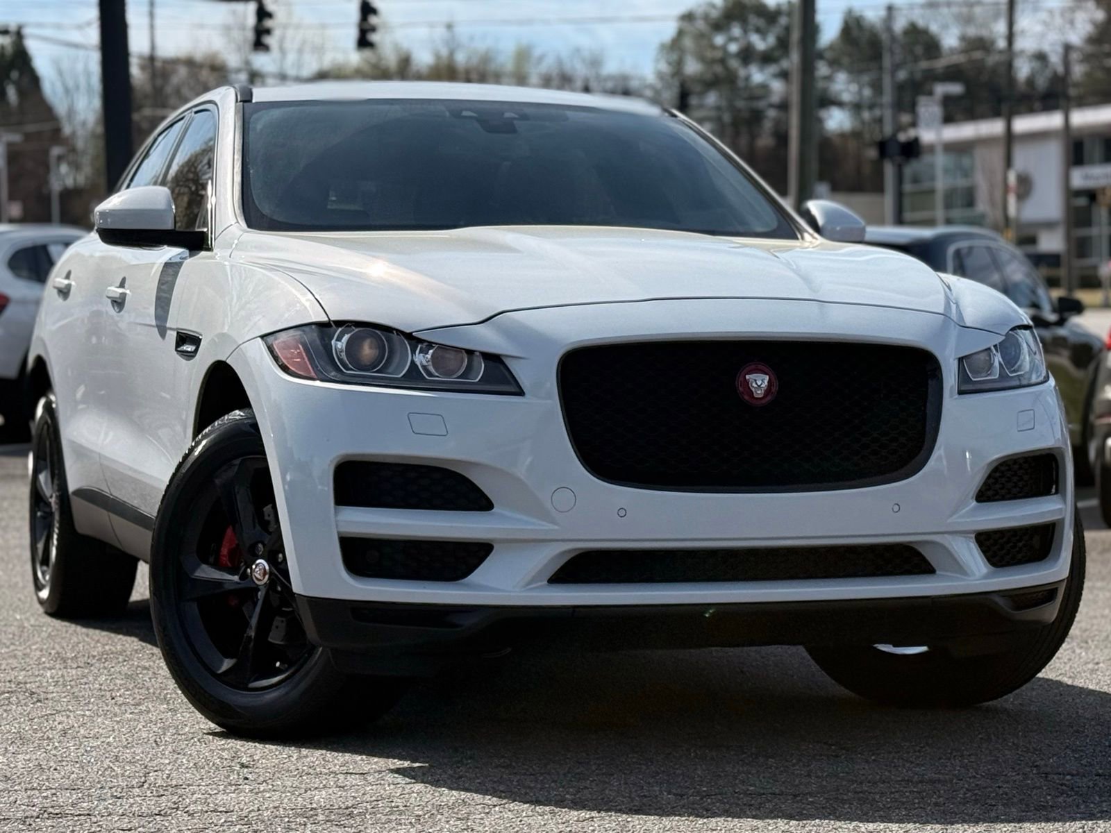 Used 2018 Jaguar F-PACE Prestige image 7