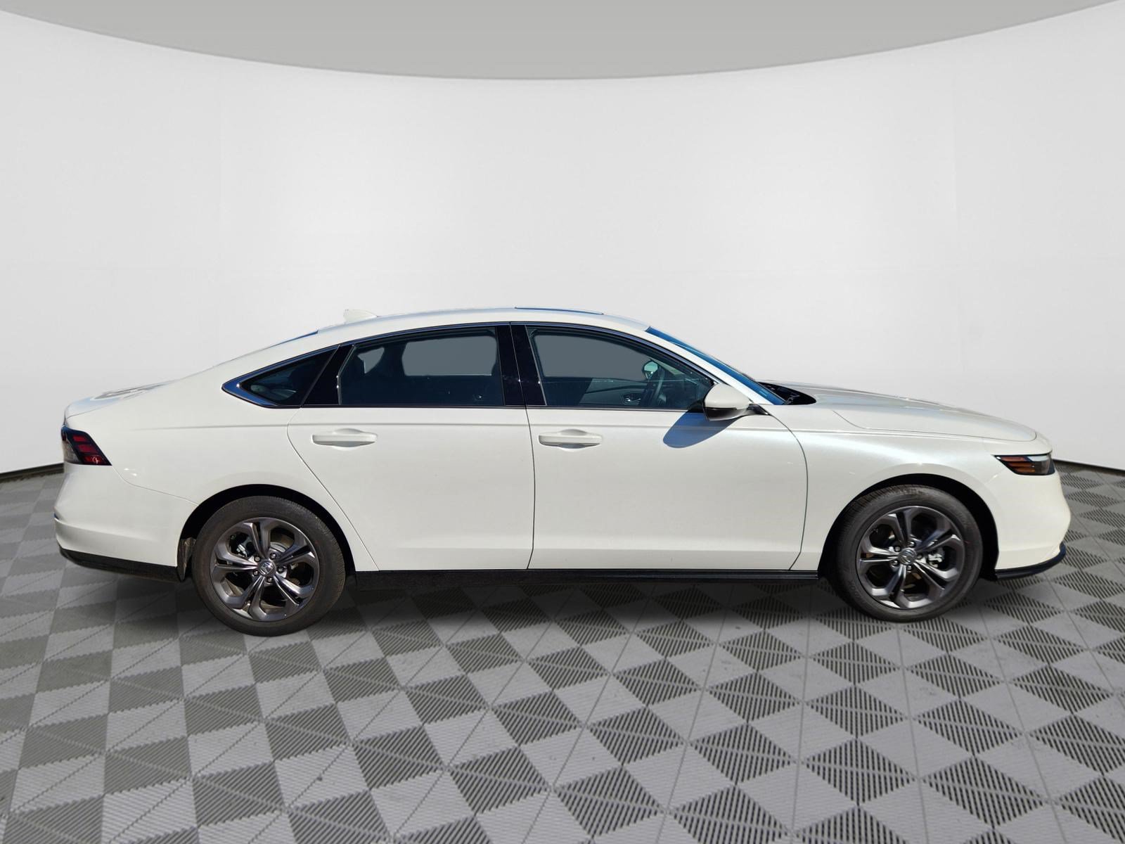 Certified 2026 Honda Accord EX-L image 6