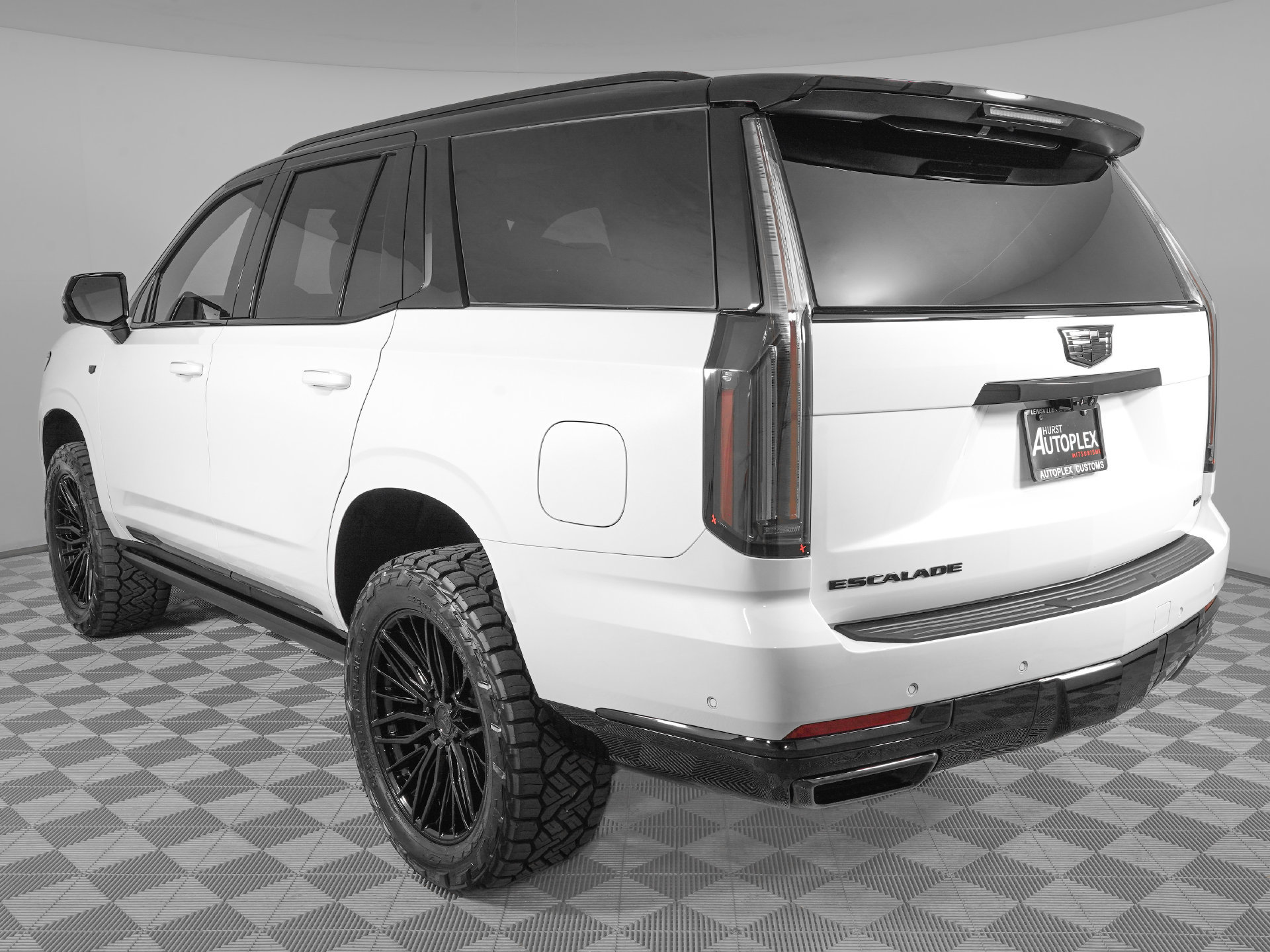 Used 2026 Cadillac Escalade Sport w/ Touring Package RWD image 7