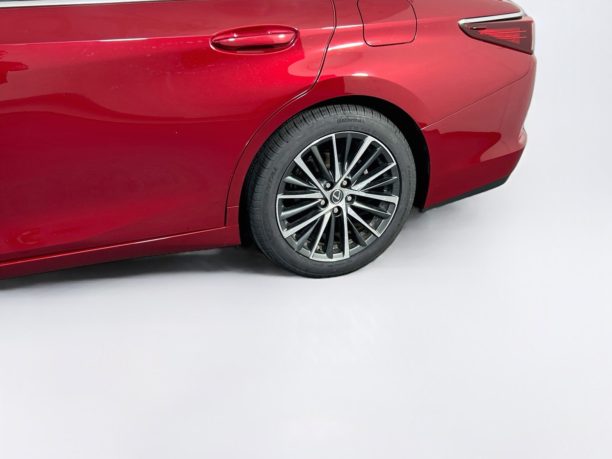 Used 2023 Lexus ES 350 w/ Premium Package FWD image 30