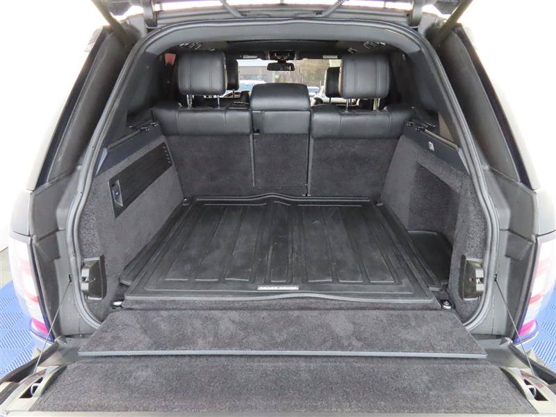 Used 2016 Land Rover Range Rover Supercharged AWD/4WD image 12