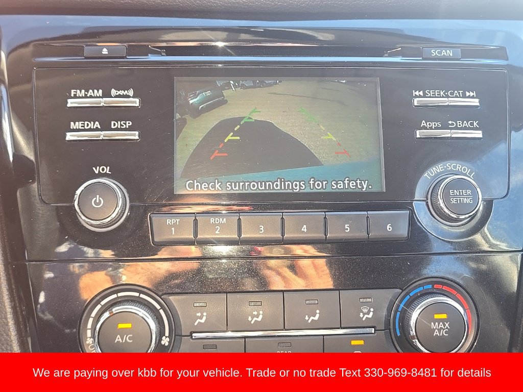Used 2016 Nissan Rogue S FWD image 19