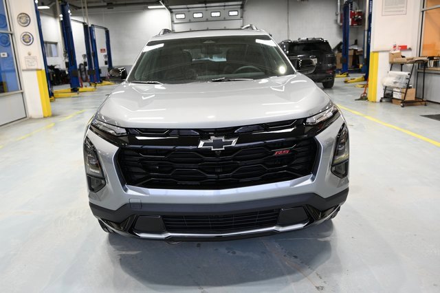 New 2026 Chevrolet Equinox RS image 2
