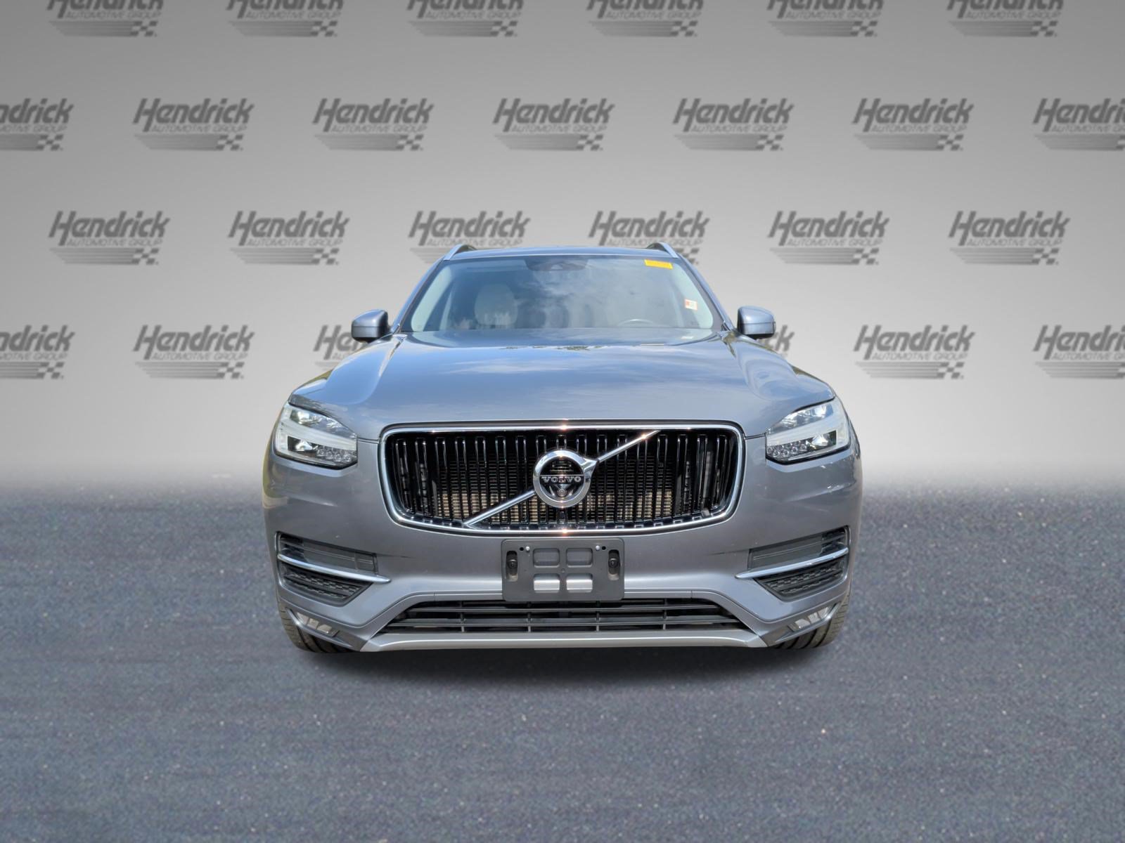 Used 2017 Volvo XC90 T6 Momentum w/ Vision Package AWD/4WD image 5
