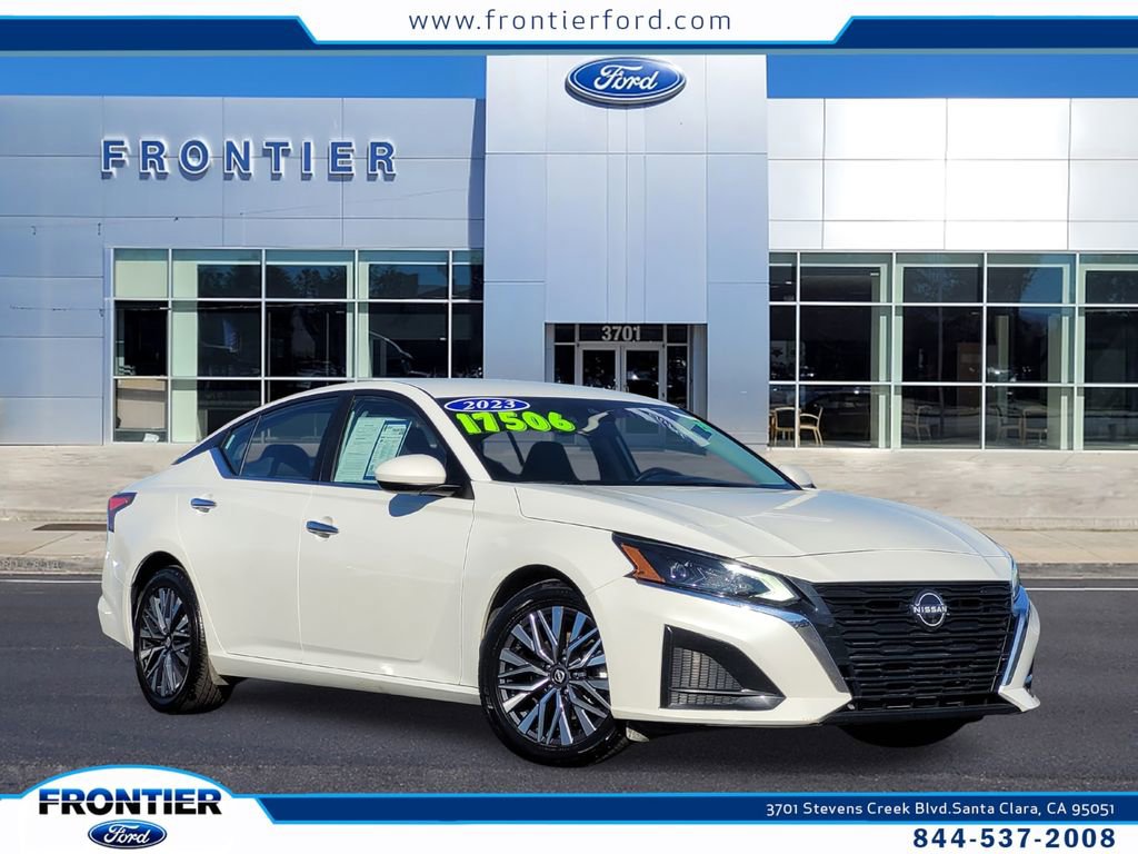 Used 2023 Nissan Altima 2.5 SV image 1