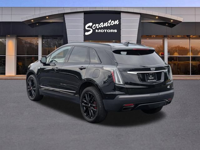 Used 2023 Cadillac XT5 Sportv w/ Technology Package AWD/4WD image 3