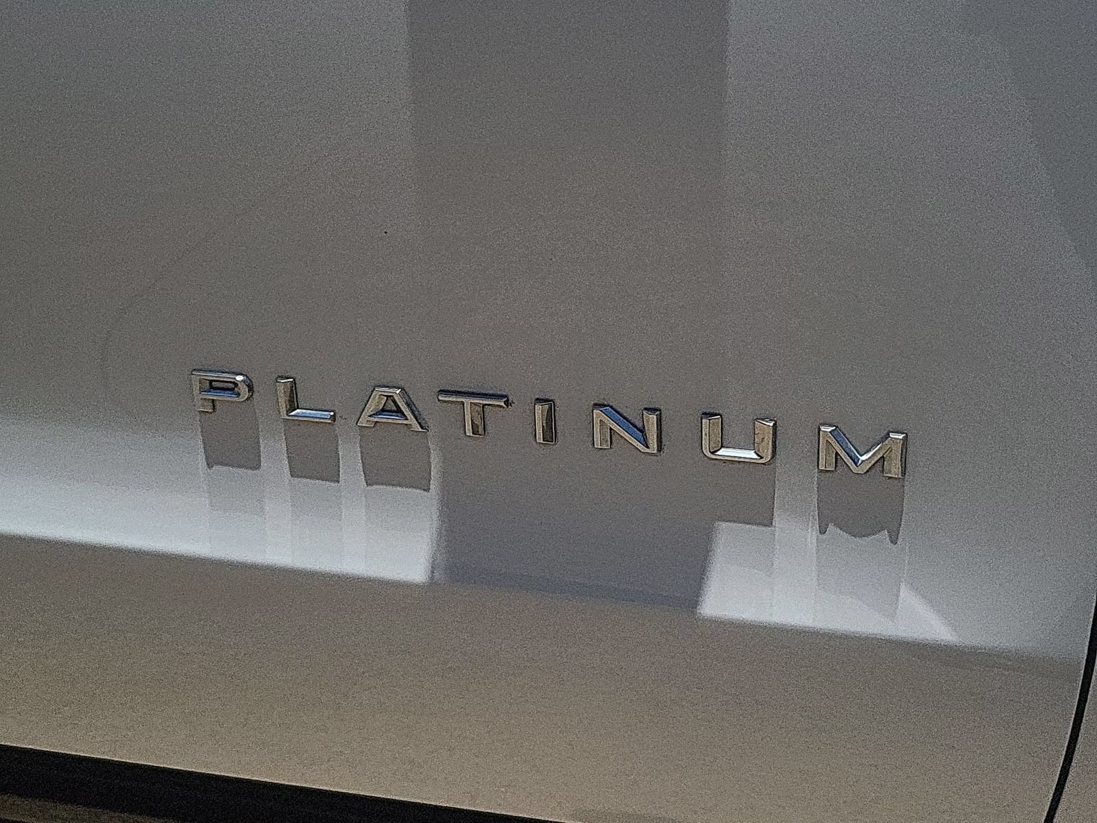 Used 2025 Ford Expedition Max Platinum AWD/4WD image 33