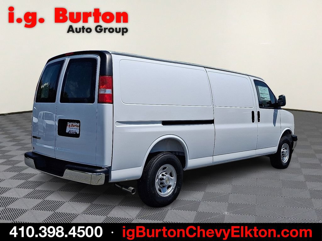 New 2026 Chevrolet Express 2500 Extended w/ Driver Convenience Package RWD image 4