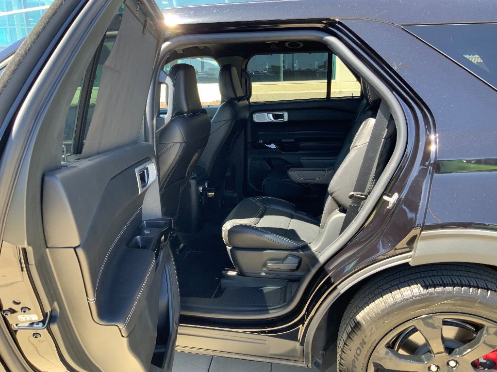 Used 2022 Ford Explorer ST w/ Equipment Group 401A image 23