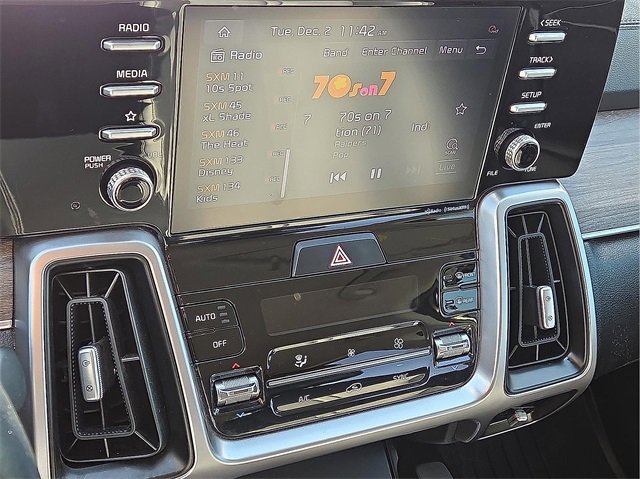 Used 2021 Kia Sorento EX image 12