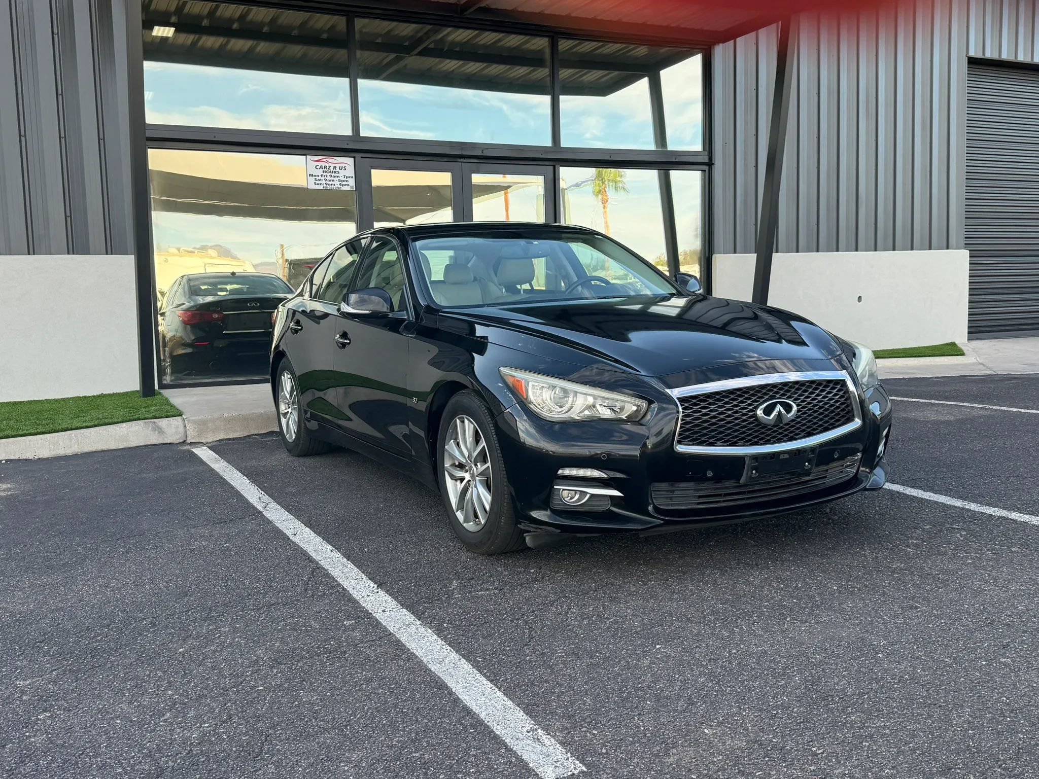 Used 2014 INFINITI Q50 Premium w/ Deluxe Touring Package RWD image 10
