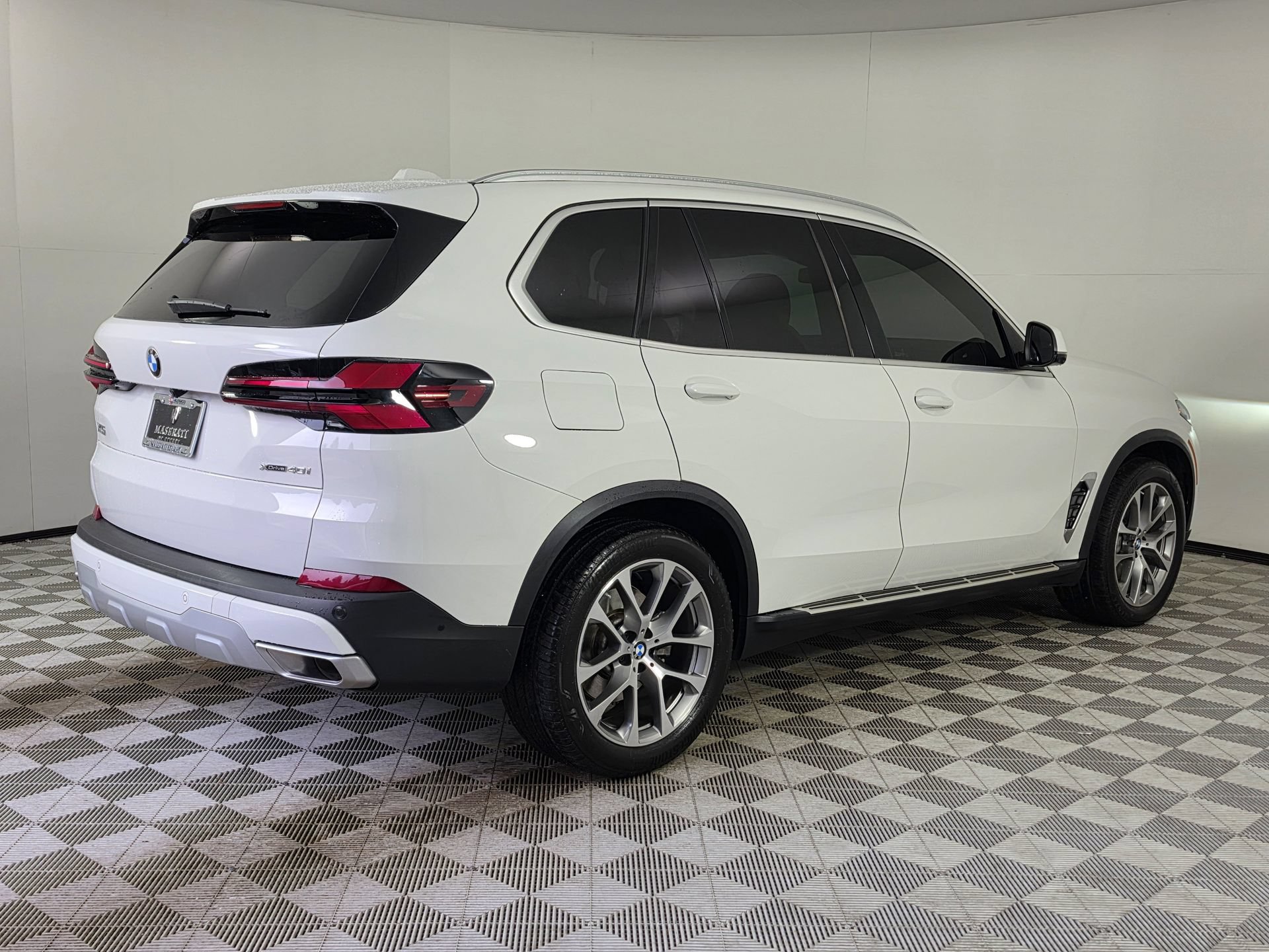 Used 2026 BMW X5 xDrive40i AWD/4WD image 42