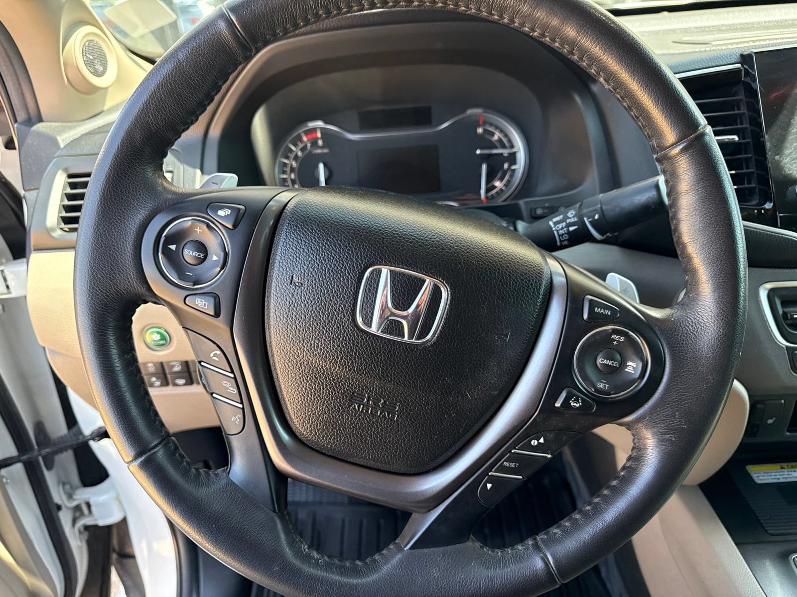 Used 2023 Honda Ridgeline RTL-E image 16