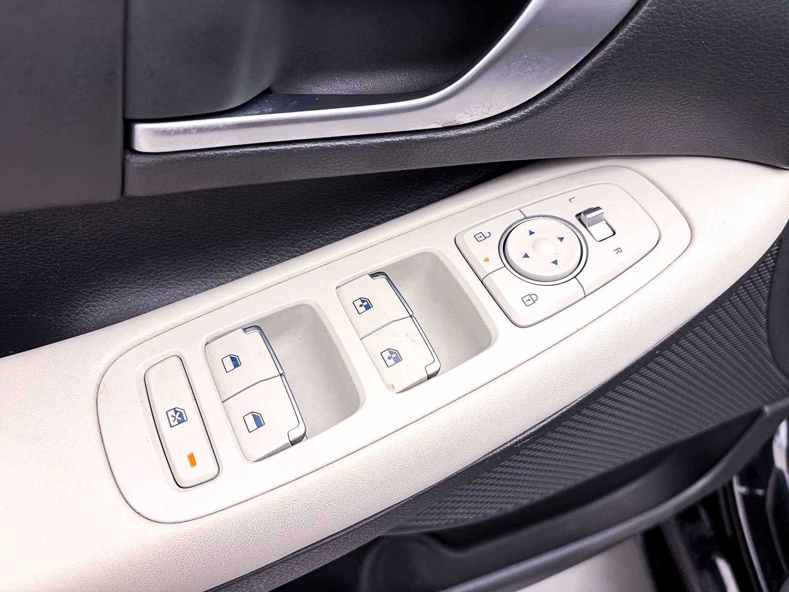 Used 2024 Hyundai Sonata SEL w/ Convenience Package image 18