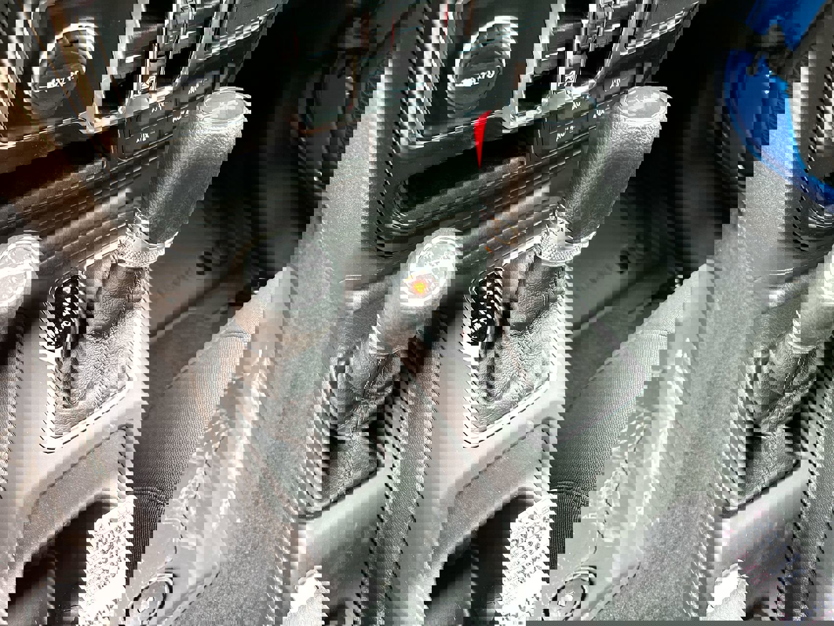 New 2023 Jeep Wrangler Unlimited w/ Sun & Screen Package image 20