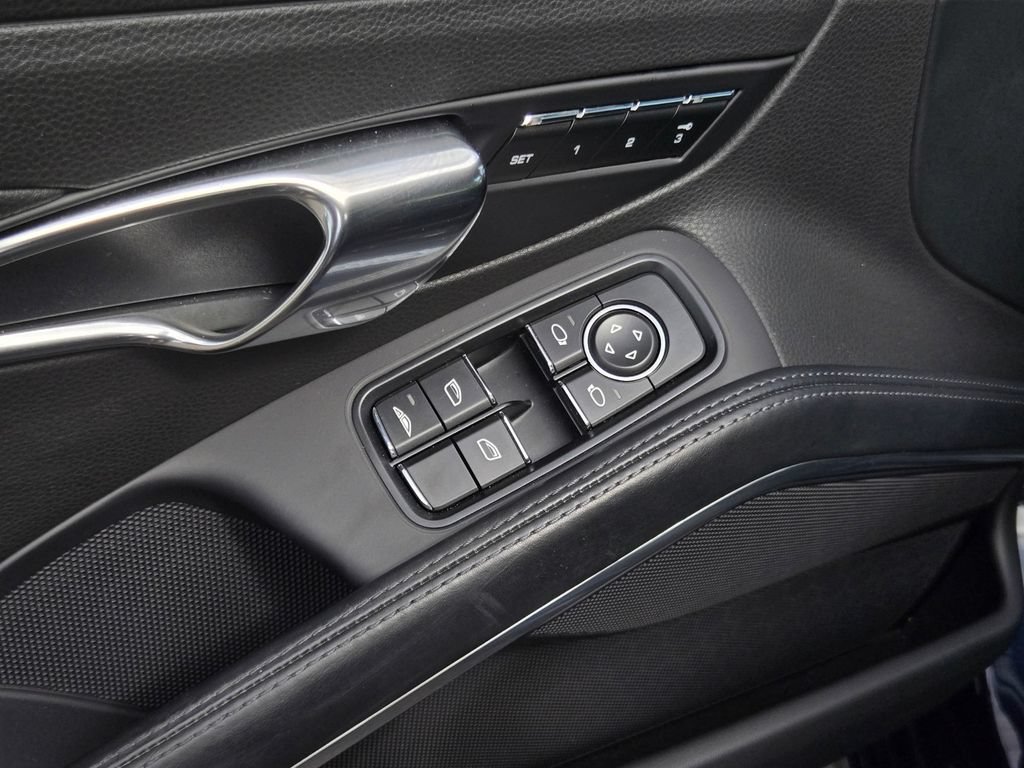 Used 2013 Porsche 911 Carrera RWD image 15