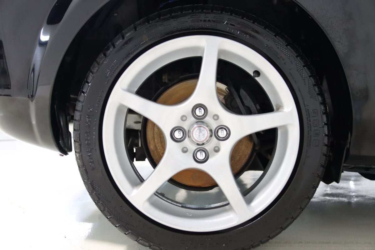 Used 2004 Toyota MR2 RWD image 83