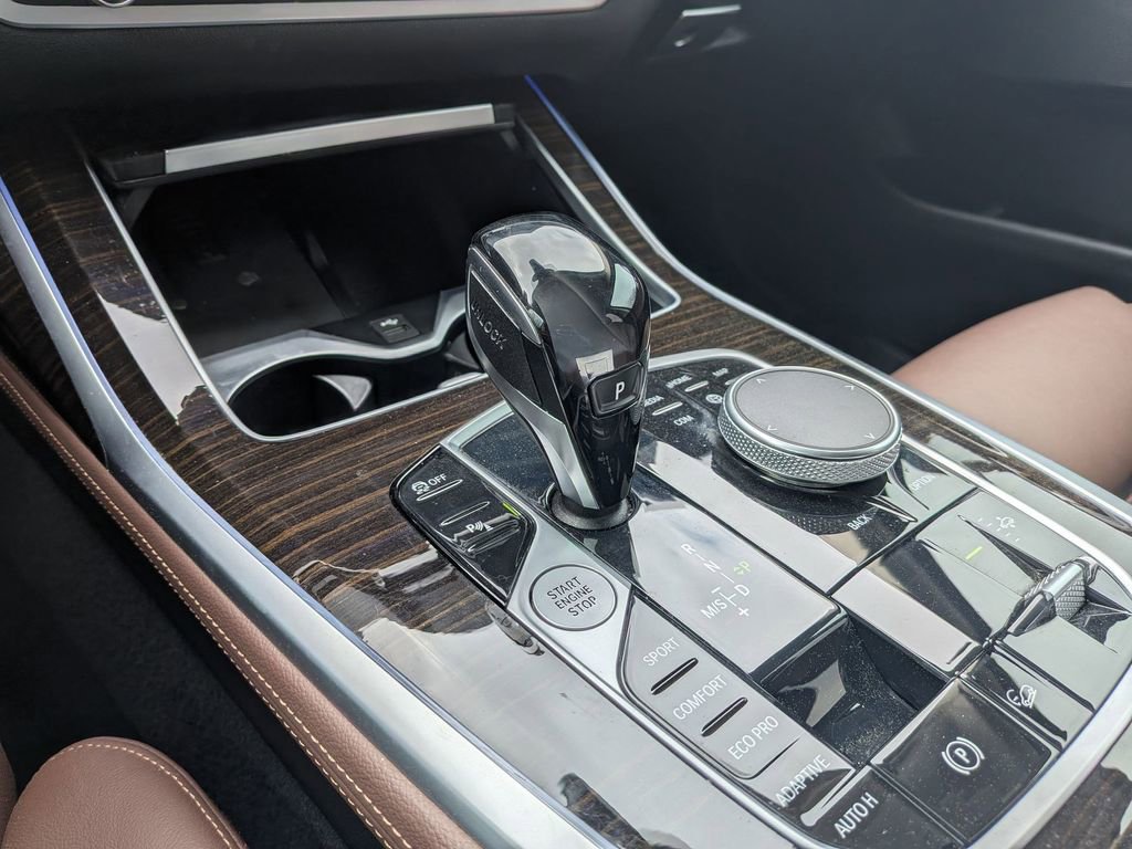 Used 2021 BMW X7 xDrive40i w/ Cold Weather Package image 17