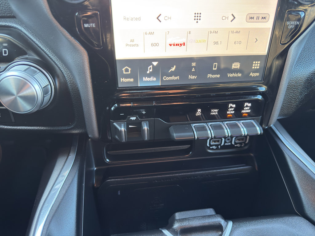 Used 2023 RAM 1500 Laramie AWD/4WD image 20