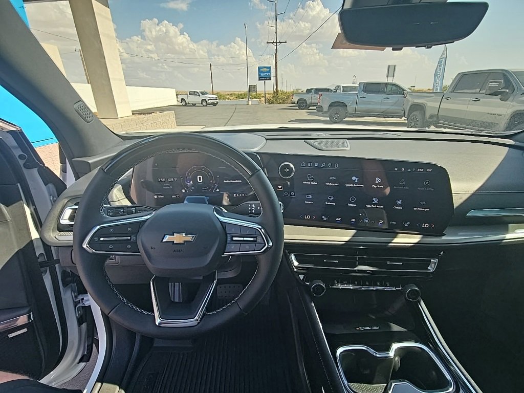 New 2026 Chevrolet Traverse LT w/ Enhanced Driving Package image 17