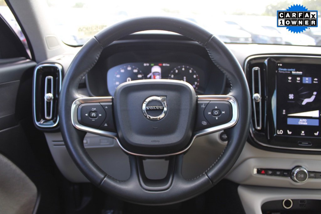 Used 2021 Volvo XC40 T5 Inscription w/ Advanced Package image 6