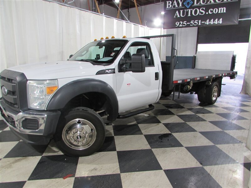 Used 2016 Ford F550 2WD Regular Cab Super Duty image 6