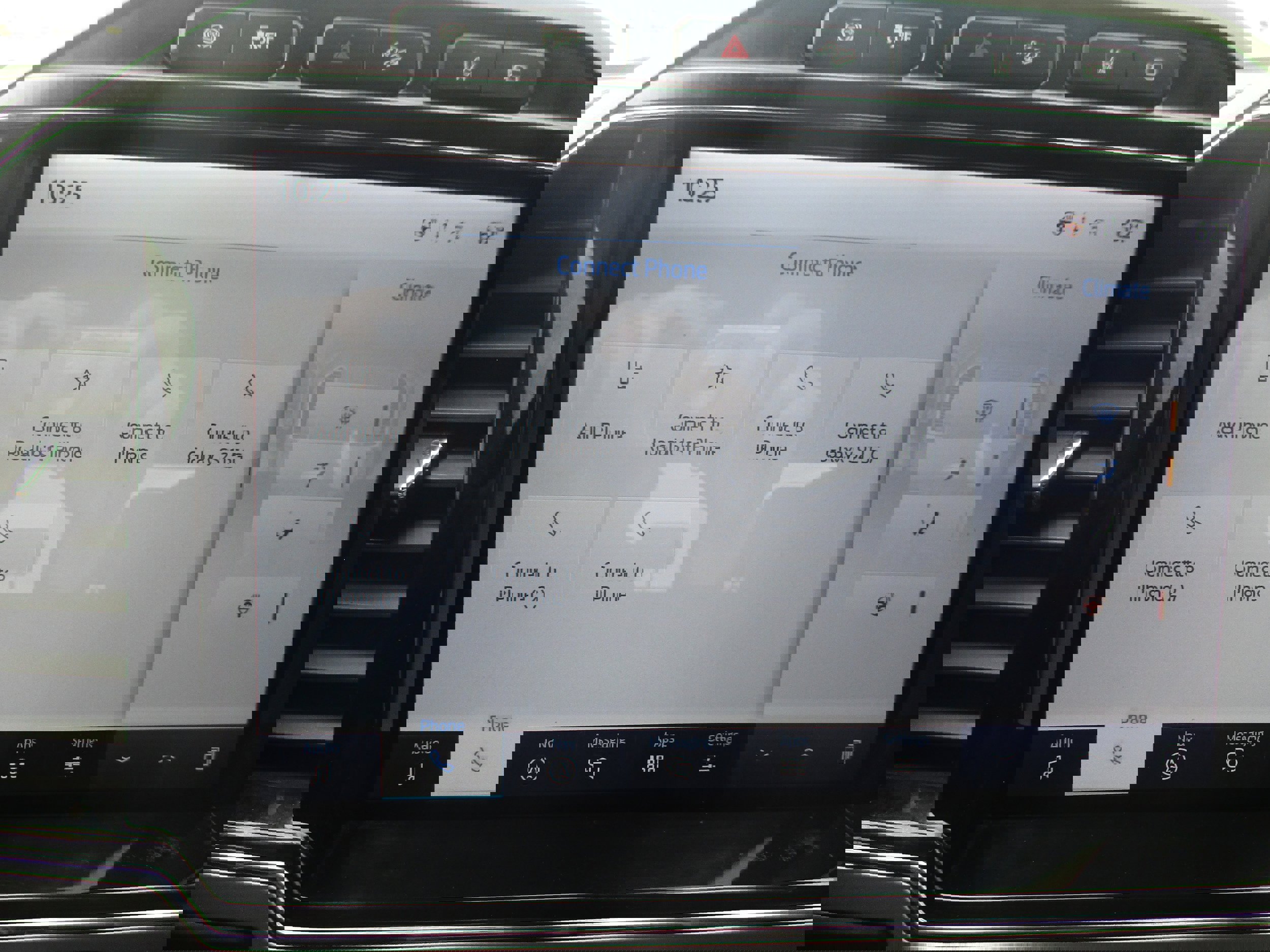 Used 2022 Ford F350 Lariat w/ Lariat Ultimate Package image 25