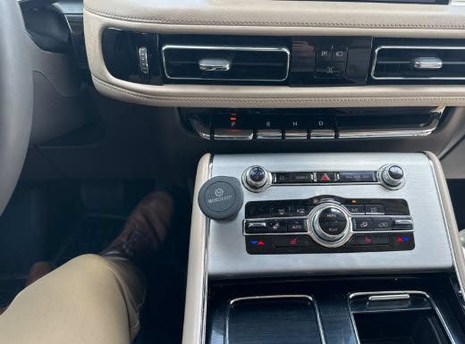 Certified 2023 Lincoln Aviator 2WD w/ Premium Package image 17