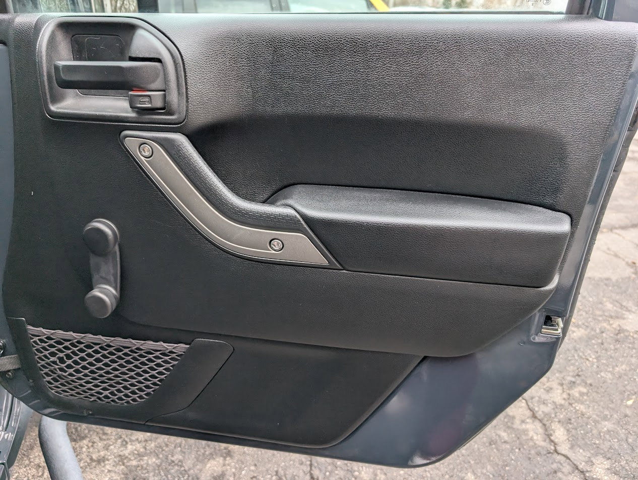 Used 2018 Jeep Wrangler Sport image 30