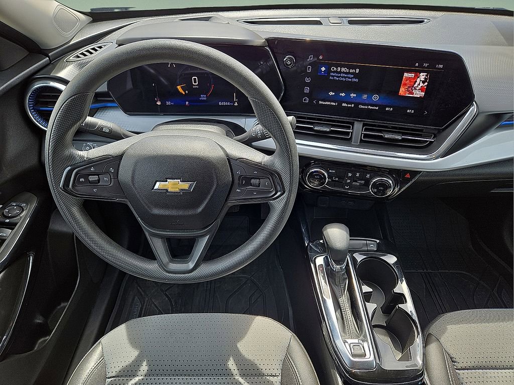 Used 2024 Chevrolet Trax LT image 18