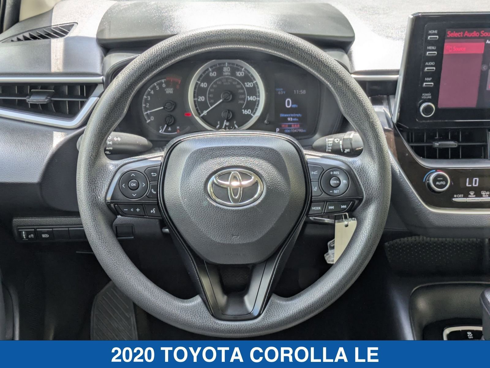 Used 2020 Toyota Corolla LE FWD image 16