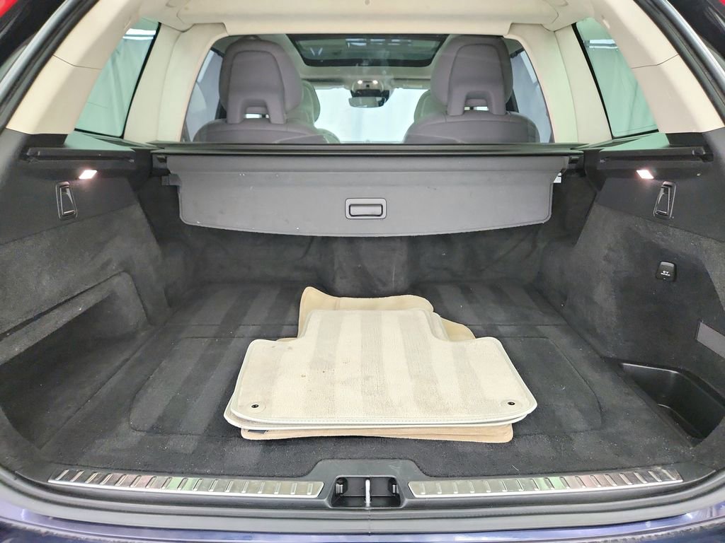 Used 2017 Volvo XC90 T8 Excellence image 35