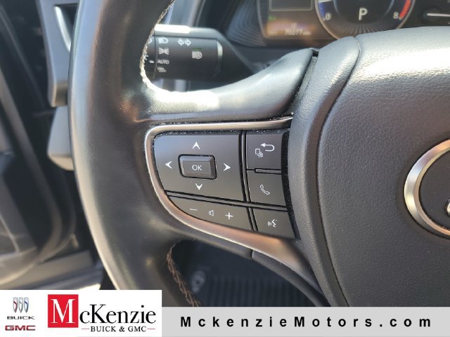 Used 2021 Lexus UX 200 w/ Accessory Package (A2) FWD image 13
