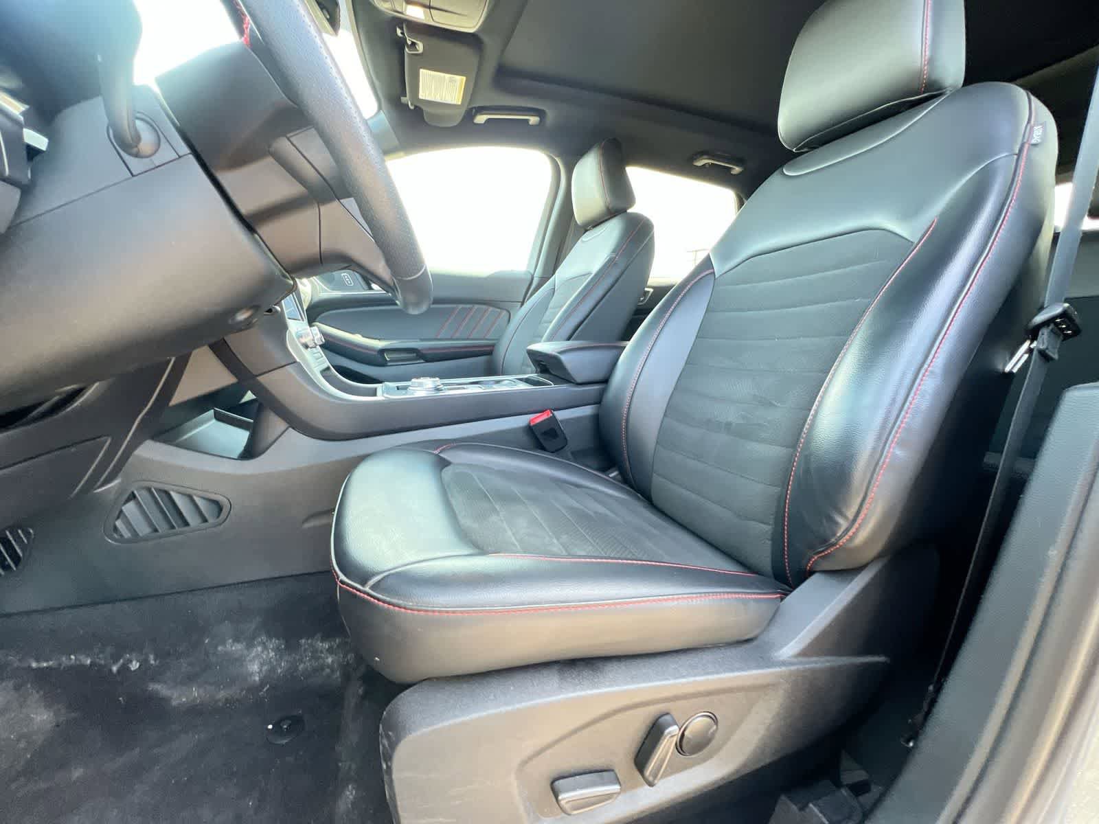Used 2024 Ford Edge ST-Line AWD/4WD image 16