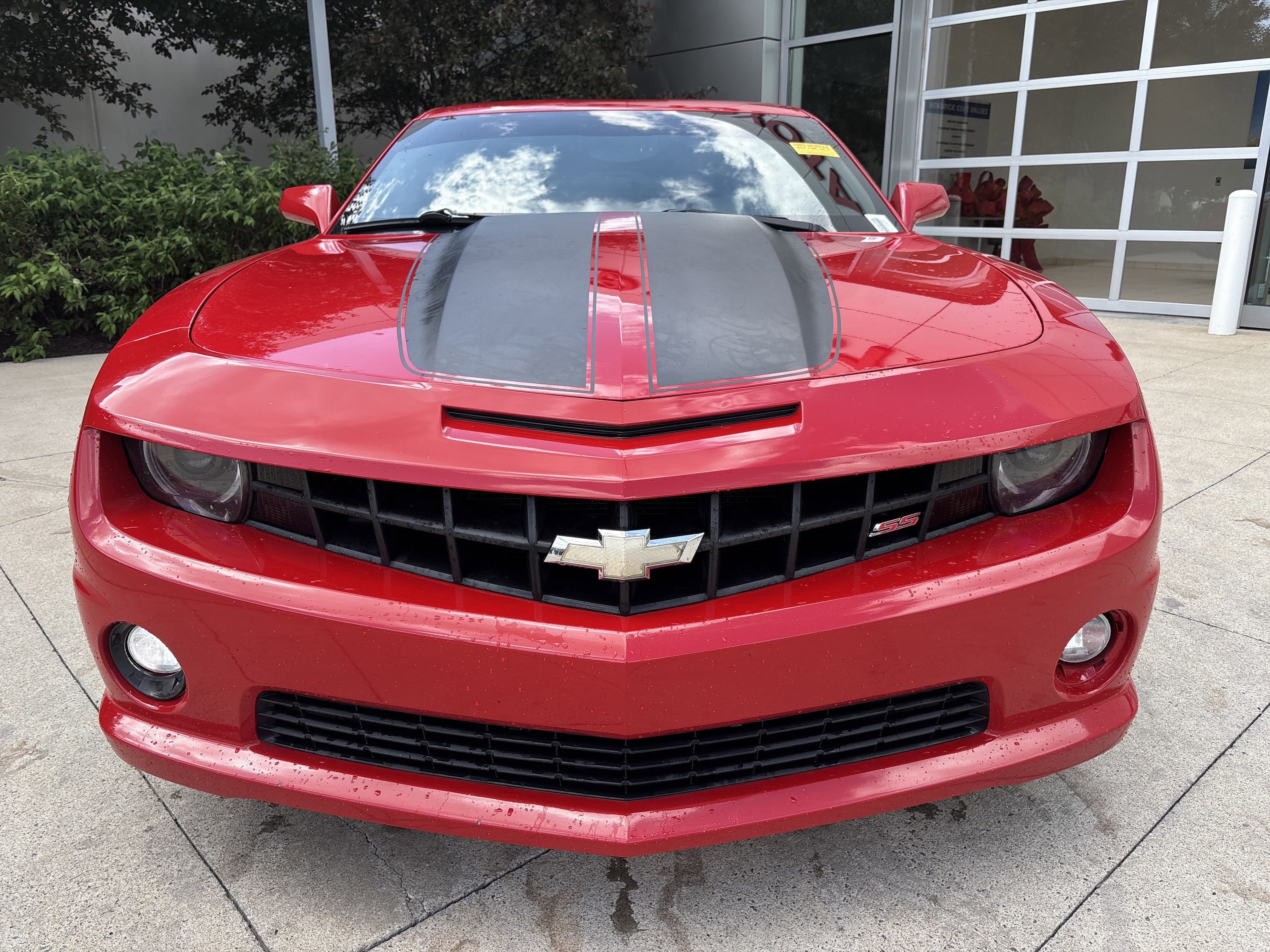 Used 2010 Chevrolet Camaro SS w/ RS Package RWD image 5