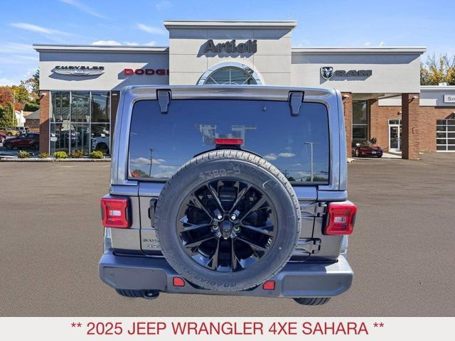 Used 2025 Jeep Wrangler Unlimited Sahara w/ Safety Group AWD/4WD image 6