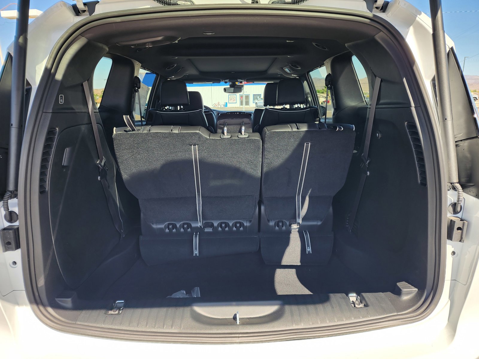 New 2027 Chrysler Pacifica Limited AWD/4WD image 14