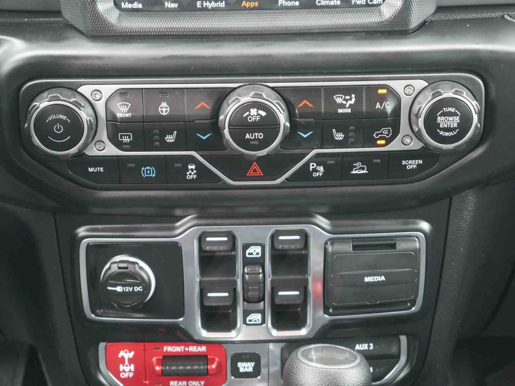 Certified 2021 Jeep Wrangler Unlimited Rubicon 4xe w/ Cold Weather Group image 8