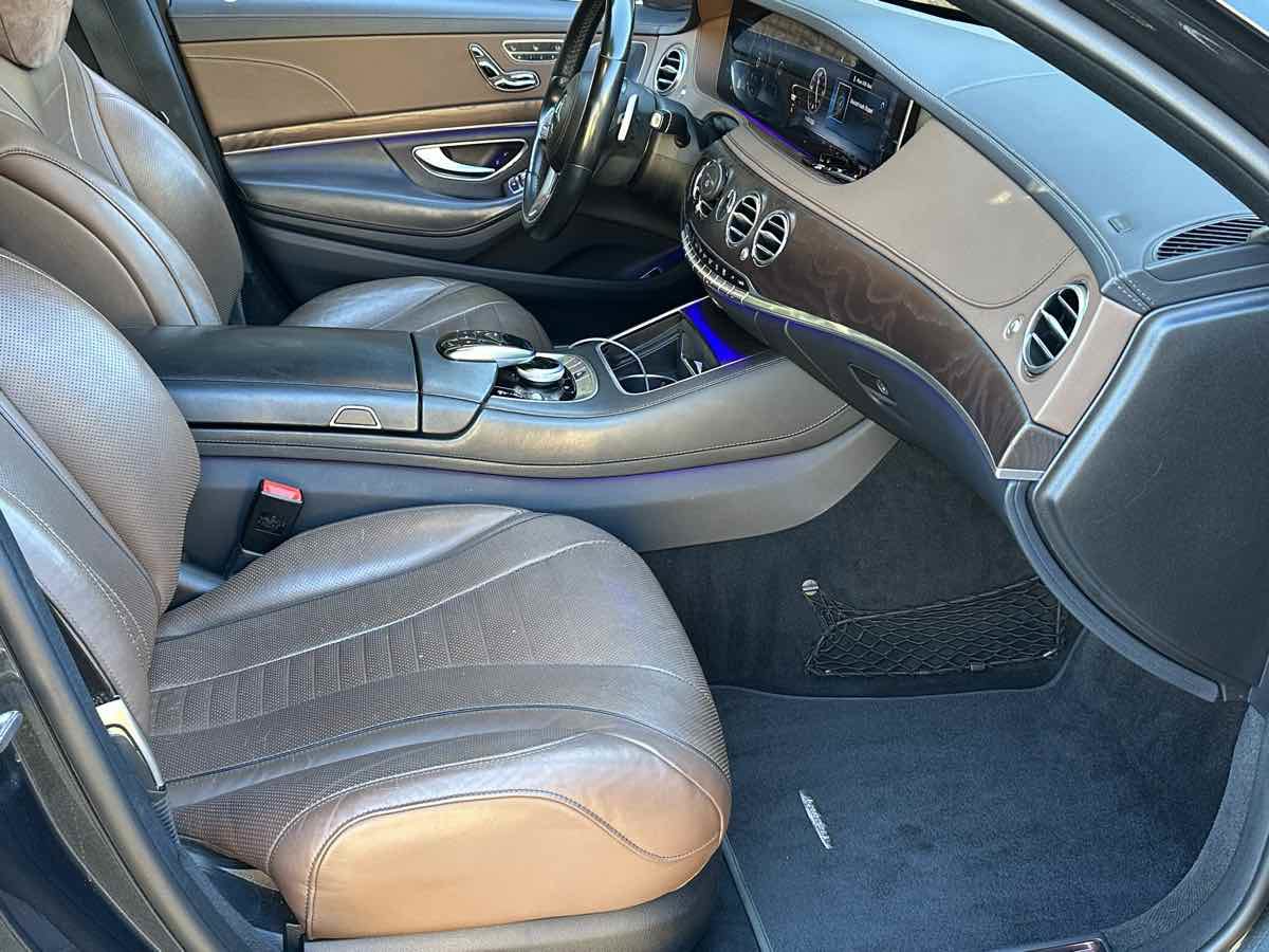 Used 2019 Mercedes-Benz S 560 Sedan image 29